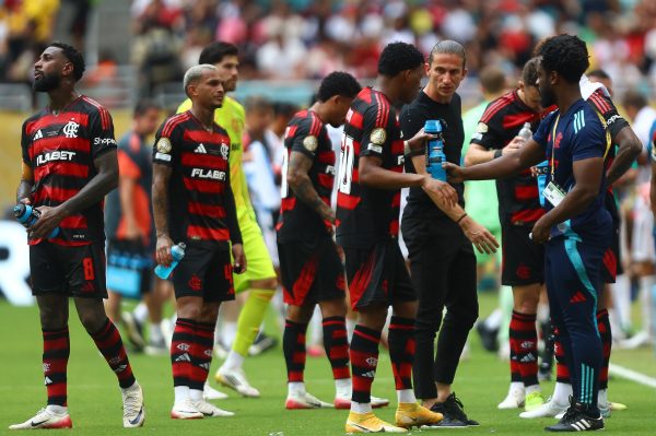 Os erros do Flamengo contra o Bayern são a consequência do encontro com a elite do jogo | blog do mansur