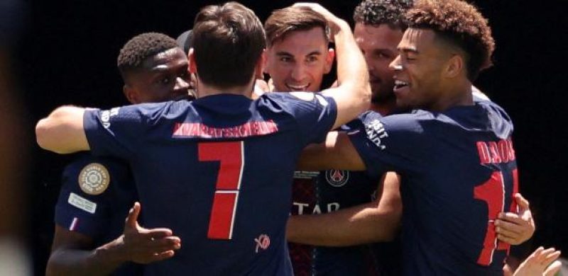 Fabian Ruiz comemora gol marcado pelo PSG contra o Atlético de Madri no Mundial