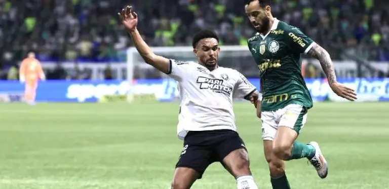 Palmeiras x Bota reacende rivalidade e põe fim à 'união' brasileira na Copa
