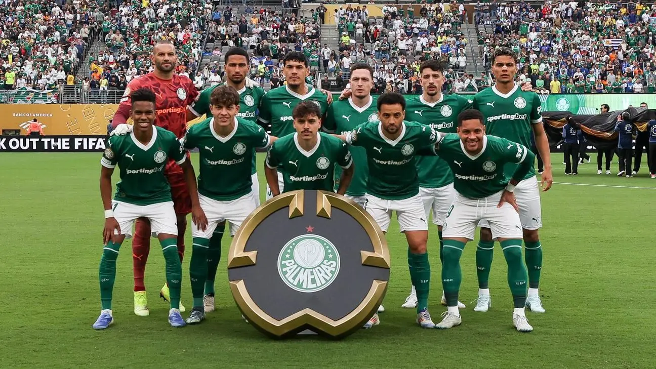 Palmeiras surpreende a imprensa europeia após sua estreia no Mundial: 'Deveria ter recebido mais'. 1 Palmeiras impressiona jornais europeus após estreia no Mundial: 'Merecia mais'