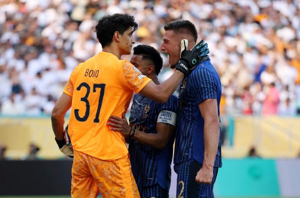 quem é o goleiro herói do empate entre Real Madrid e Al-Hilal no Mundial de Clubes