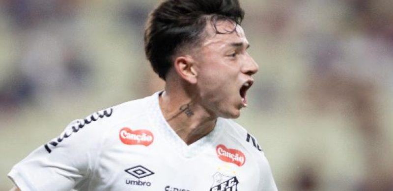 Santos leva empate-relâmpago, mas bate Fortaleza e sai do Z4