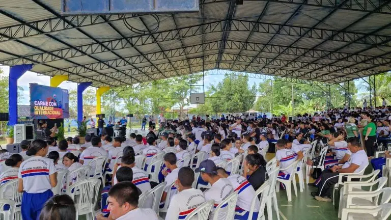 Segunda Mesa Redonda Intersetorial da Politica de Drogas Stephane Queiroz 4