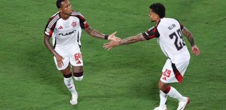 Só milagre? Comentaristas debatem chances do Flamengo contra o Bayern