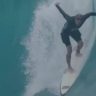 Tom Lowe antes de sofrer grave acidente em Teahupoo