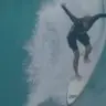 Tom Lowe antes de sofrer grave acidente em Teahupoo