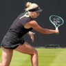 Tauson vence a primeira na grama e lidera boa rodada das favoritas