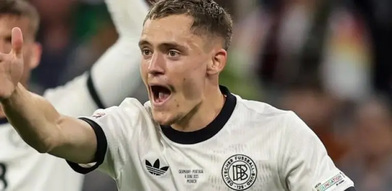 Wirtz comemora gol marcado pela Alemanha contra Portugal na Liga das Nações