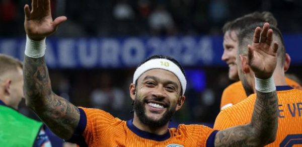 Memphis Depay deve ser um dos titulares da Holanda