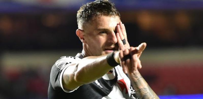 Vasco usa Dinizismo, vence São Paulo no Morumbis e pressiona Zubeldía