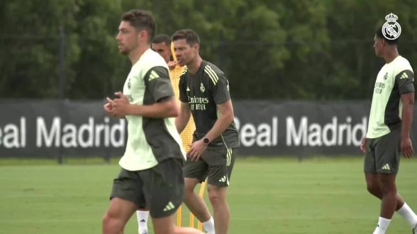 Vini Jr reencontra adversário da última grande atuação pelo Real Madrid e tenta espantar críticas | mundial de clubes