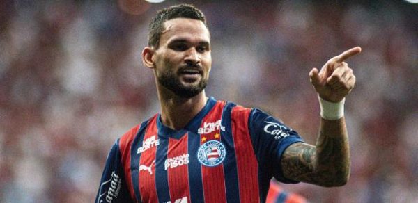 Willian José decide, Ceni quebra tabu e Bahia vence o São Paulo