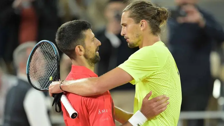 Zverev acredita que o potencial de Djokovic em Roland Garros é subestimado. 3 Para Zverev, potencial de Djokovic em Roland Garros é subestimado