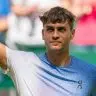 Flavio Cobolli derrotou João Fonseca na primeira rodada do ATP 500 de Halle