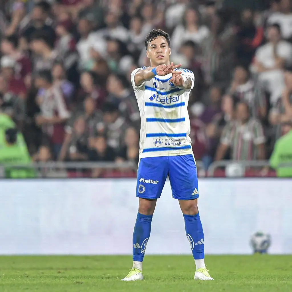 Análise: Cruzeiro retoma dias de catarse no Maracanã e confronta discurso com liderança | cruzeiro