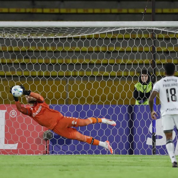 Análise: vexames marcam campanha na Sul-Americana que o Vasco tratou como prioridade | vasco
