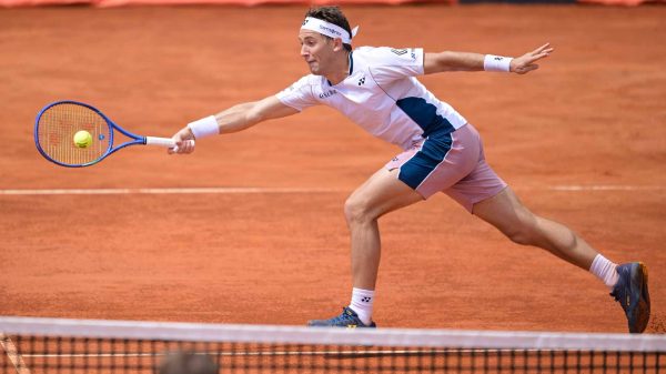 Bicampeão, Ruud retorna ao circuito no saibro de Gstaad