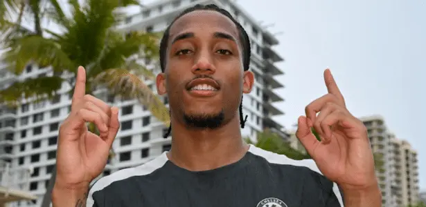 João Pedro, novo reforço do Chelsea