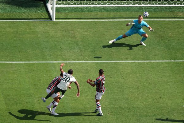 Com gols de João Pedro, Chelsea elimina Fluminense da Copa - 08/07/2025 - Esporte