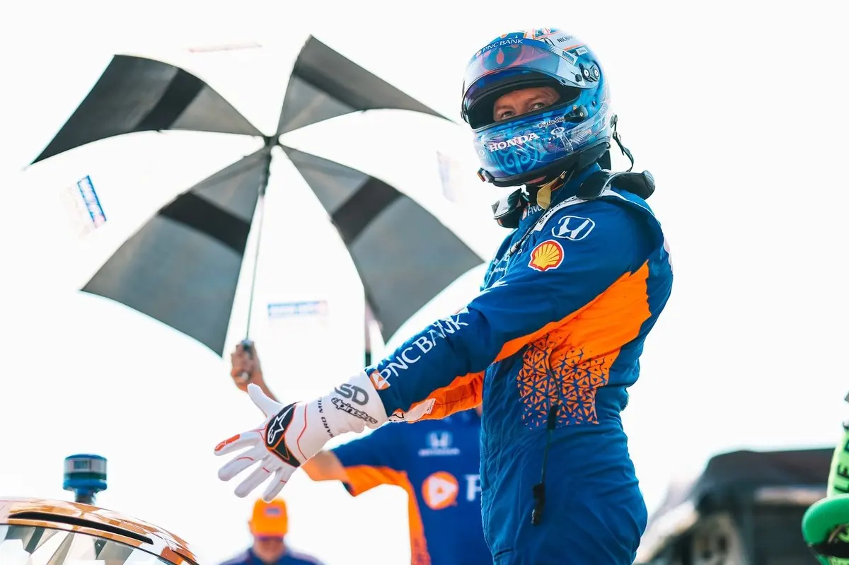 Dixon ultrapassa Palou após erro do espanhol e conquista a vitória no GP de Mid-Ohio da IndyCar. 1 Dixon supera Palou após erro do espanhol no fim e vence o GP de Mid-Ohio da IndyCar