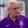 Dorival ou diretoria: De quem é a culpa por crise em campo do Corinthians