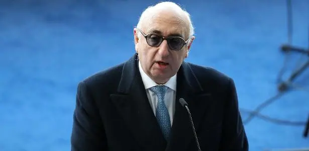 Jonathan Barnett, ex-agente de futebol