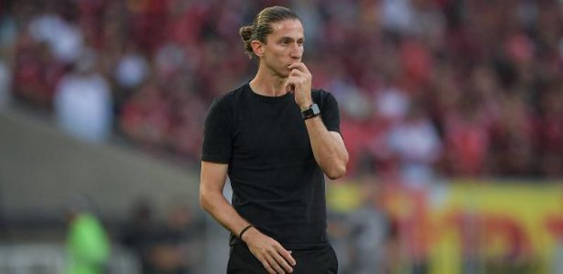 Filipe Luís comanda o Flamengo em vitória contra o São Paulo no Maracanã