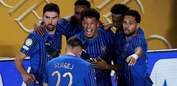 Marcos Leonardo comemora gol do Al-Hilal sobre o Manchester City em jogo do Mundial