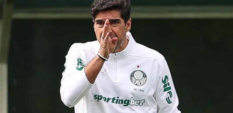 Massini: Palmeiras e Abel devem esperar fim da temporada por renovação