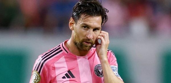 Messi em ação durante Inter Miami x Palmeiras, duelo do Mundial