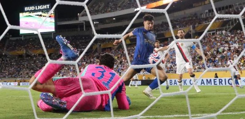 Marcos Leonardo marcou duas vezes na vitória do Al-Hilal sobre o Manchester City, no Mundial