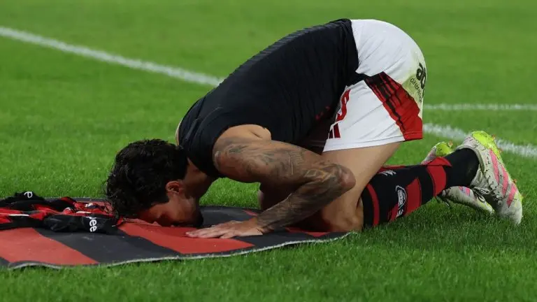 Pedro desabafa após gol que decidiu Fla-Flu