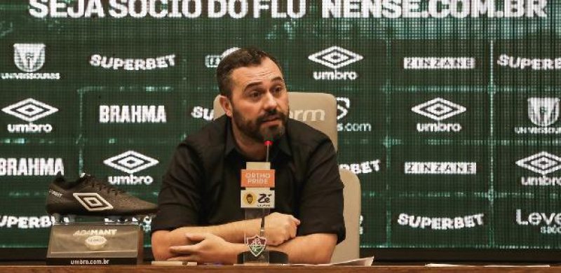 Mário Bittencourt, presidente do Fluminense, em entrevista coletiva