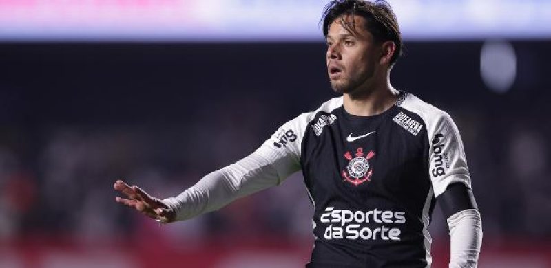 'Não sei porque fez isso', diz Romero sobre Depay não voltar do intervalo