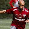Lucas Moura, durante treinamento no CT do São Paulo.