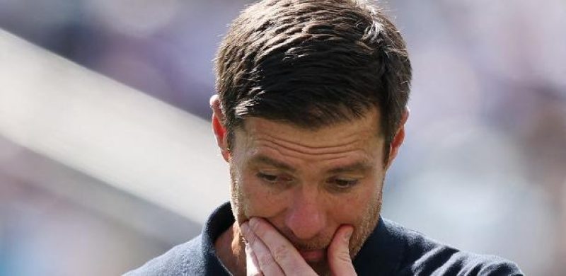 Xabi Alonso, técnico do Real Madrid, durante jogo contra o PSG no Mundial