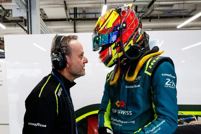 VÍDEO: Rubinho se emociona e se declara a Dudu após pódio do filho no WEC em Interlagos
