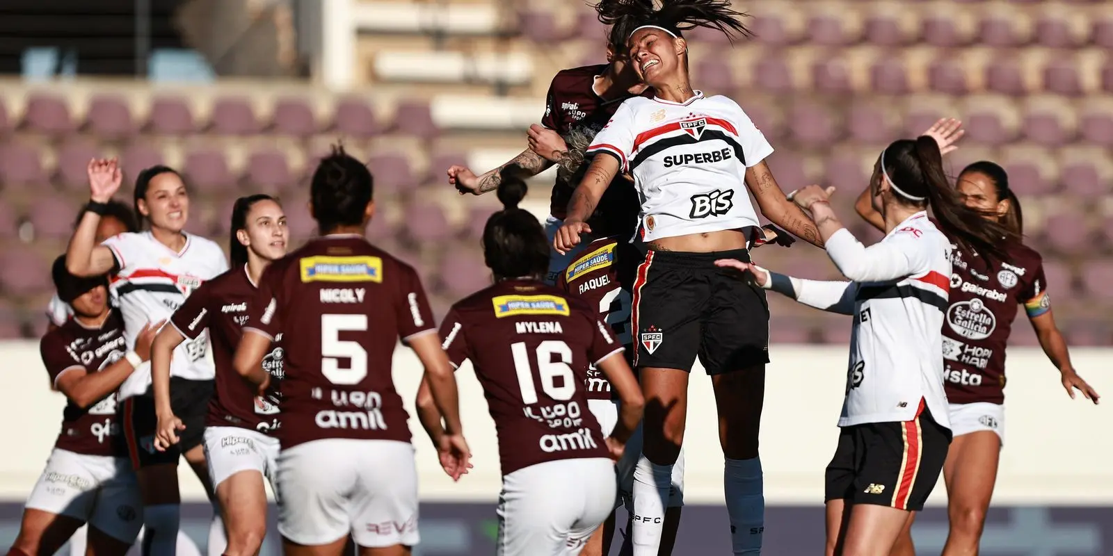 Ferroviária e São Paulo ficam no empate nas quartas de final do Brasileirão Feminino. 1 Ferroviária e São Paulo empatam nas quartas do Brasileirão Feminino