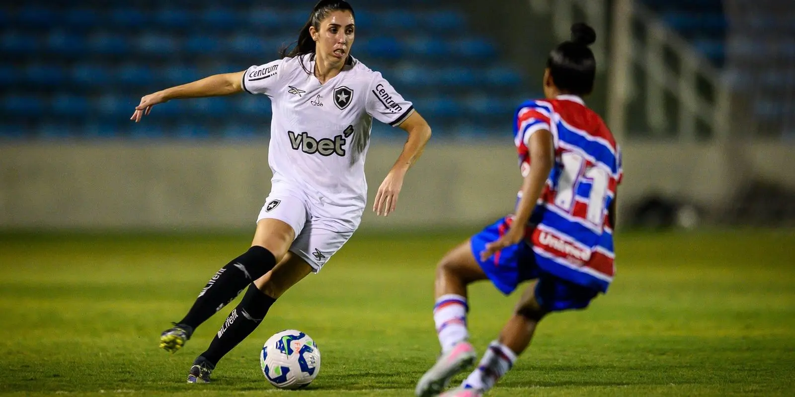 Fortaleza e Botafogo ficam em empate na estreia das semifinais do Brasileirão A2. 1 Fortaleza e Botafogo empatam na abertura da semi do Brasileirão A2