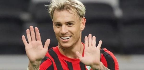 hernan: grêmio sobe oferta e pode pagar r$ 115 milhões por roger guedes