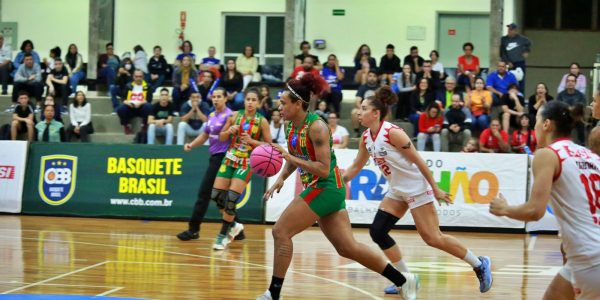 sampaio basquete e sesi araraquara disputam quarto jogo da final