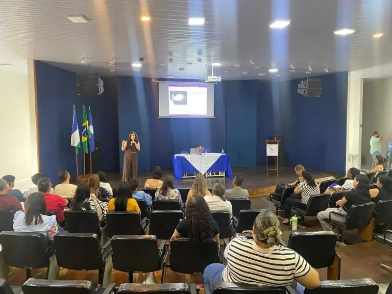 treinamento para aprimorar atuacao contra a hanseniase em Roraima