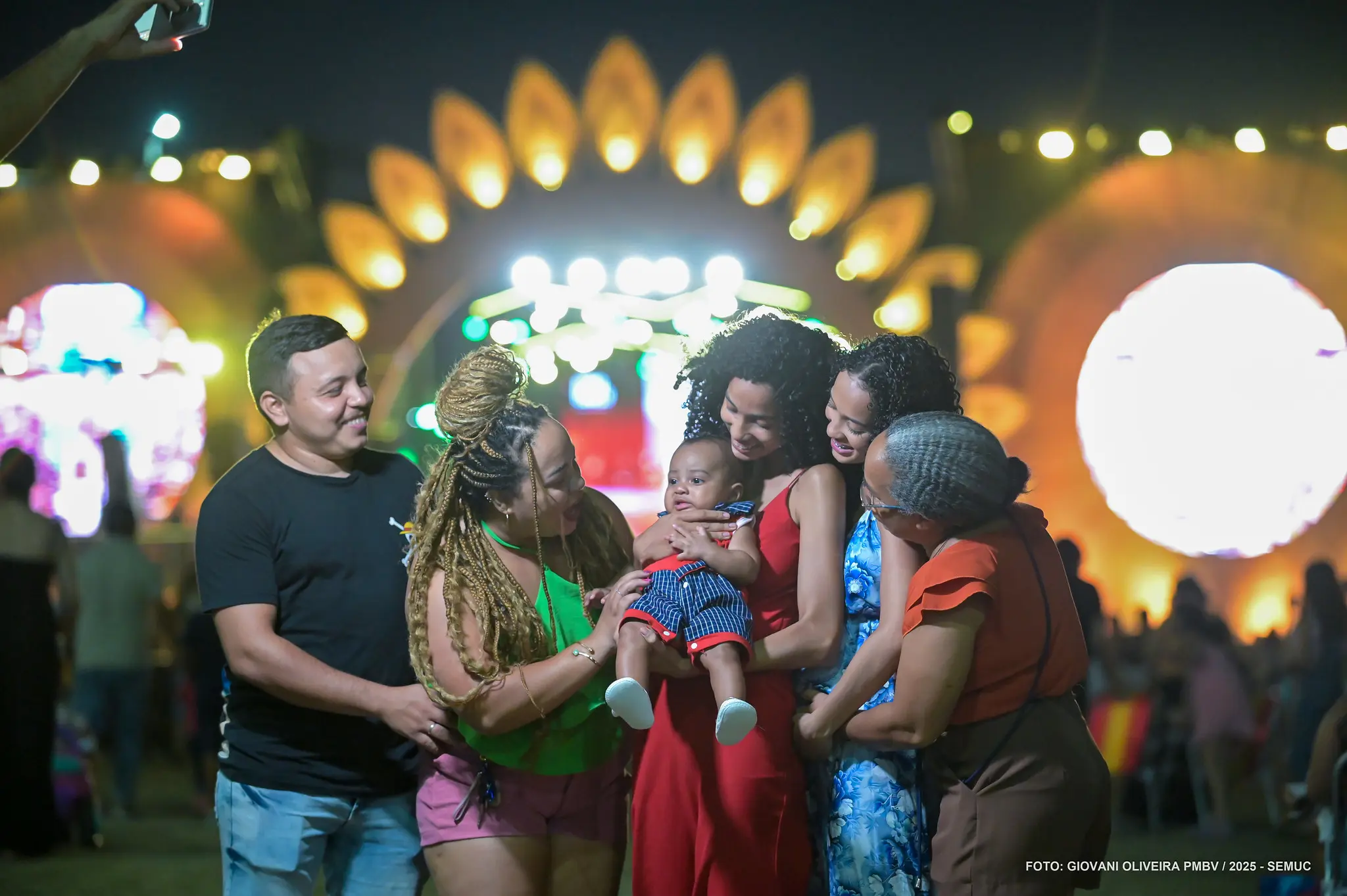 1758548114 265 Mormacinho encerra 4a edicao com Luccas Neto e atracoes locais