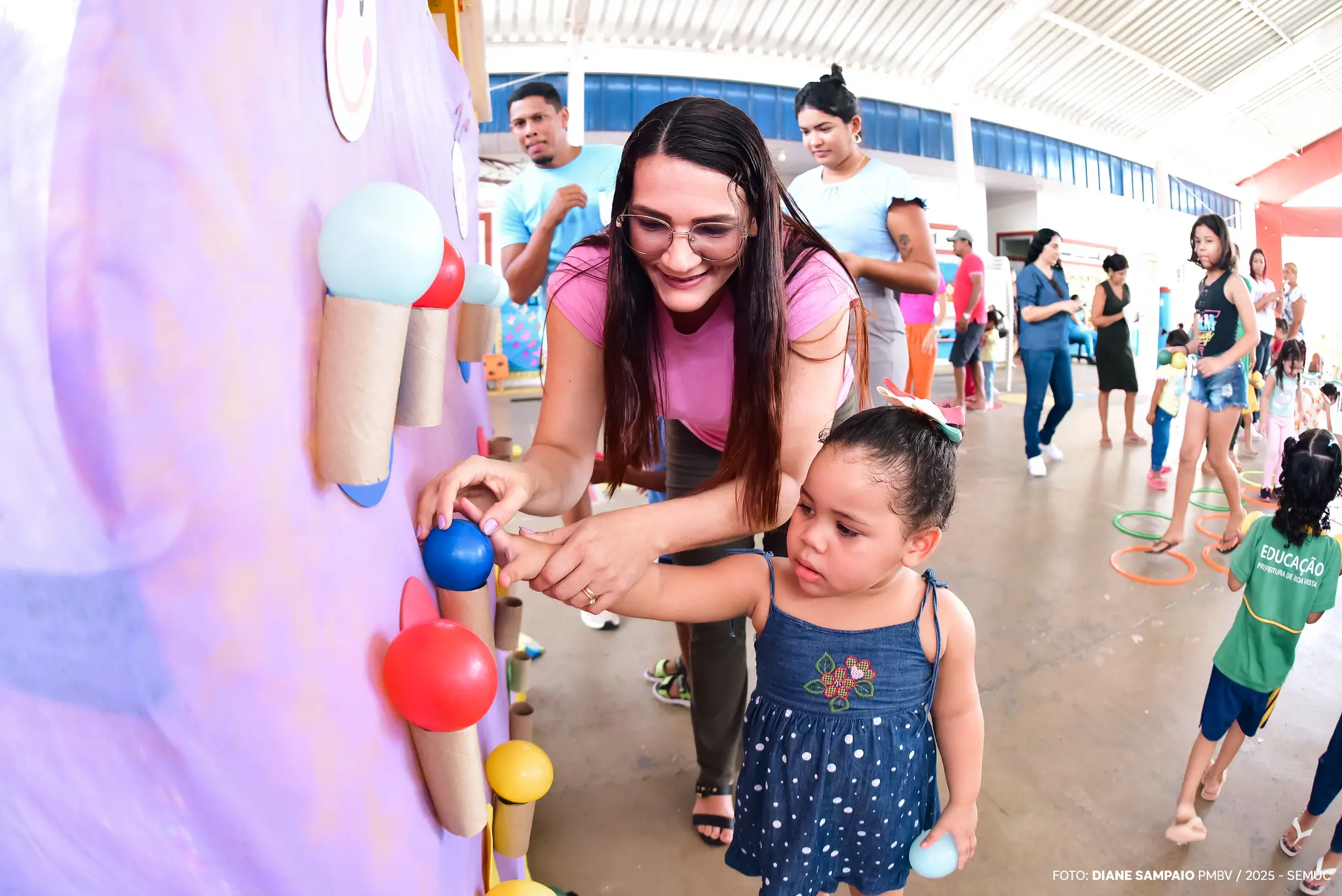 1758779744 34 Patio escolar celebra Semana do Bebe com brincadeiras sem telas