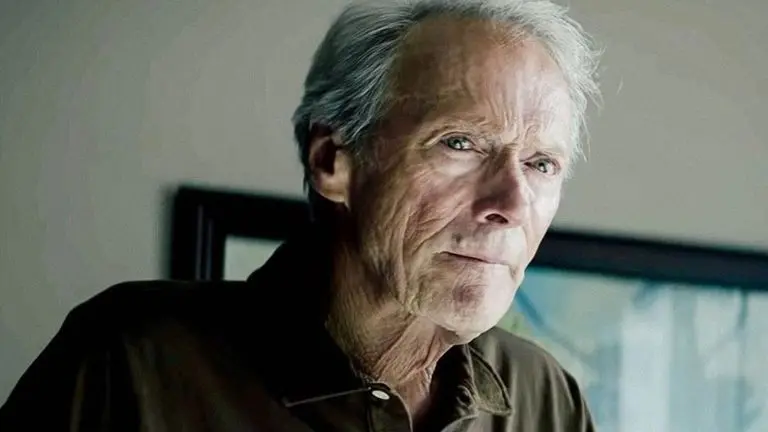 Aqui vão algumas reescritas em português, com tons variados — escolha a que preferir:

- A verdadeira história por trás de "A Mula", de Clint Eastwood, que faz sucesso na Netflix  
- Descubra a história real que inspirou "A Mula", de Clint Eastwood, em alta na Netflix  
- A história real que deu origem ao filme "A Mula", de Clint Eastwood, destaque na Netflix  
- Conheça a vida real que inspirou o filme "A Mula", de Clint Eastwood, agora na Netflix  
- Saiba quem inspirou "A Mula", de Clint Eastwood, o hit da Netflix  
- A verdade por trás de "A Mula", de Clint Eastwood, que está bombando na Netflix  
- A história real por trás do sucesso "A Mula", de Clint Eastwood, na Netflix  
- Por dentro da história real que motivou o filme "A Mula", de Clint Eastwood, líder de audiência na Netflix, ele deve retornar apenas uma versão reescrita do título, sem lista, sem múltiplas opções, sem explicação.