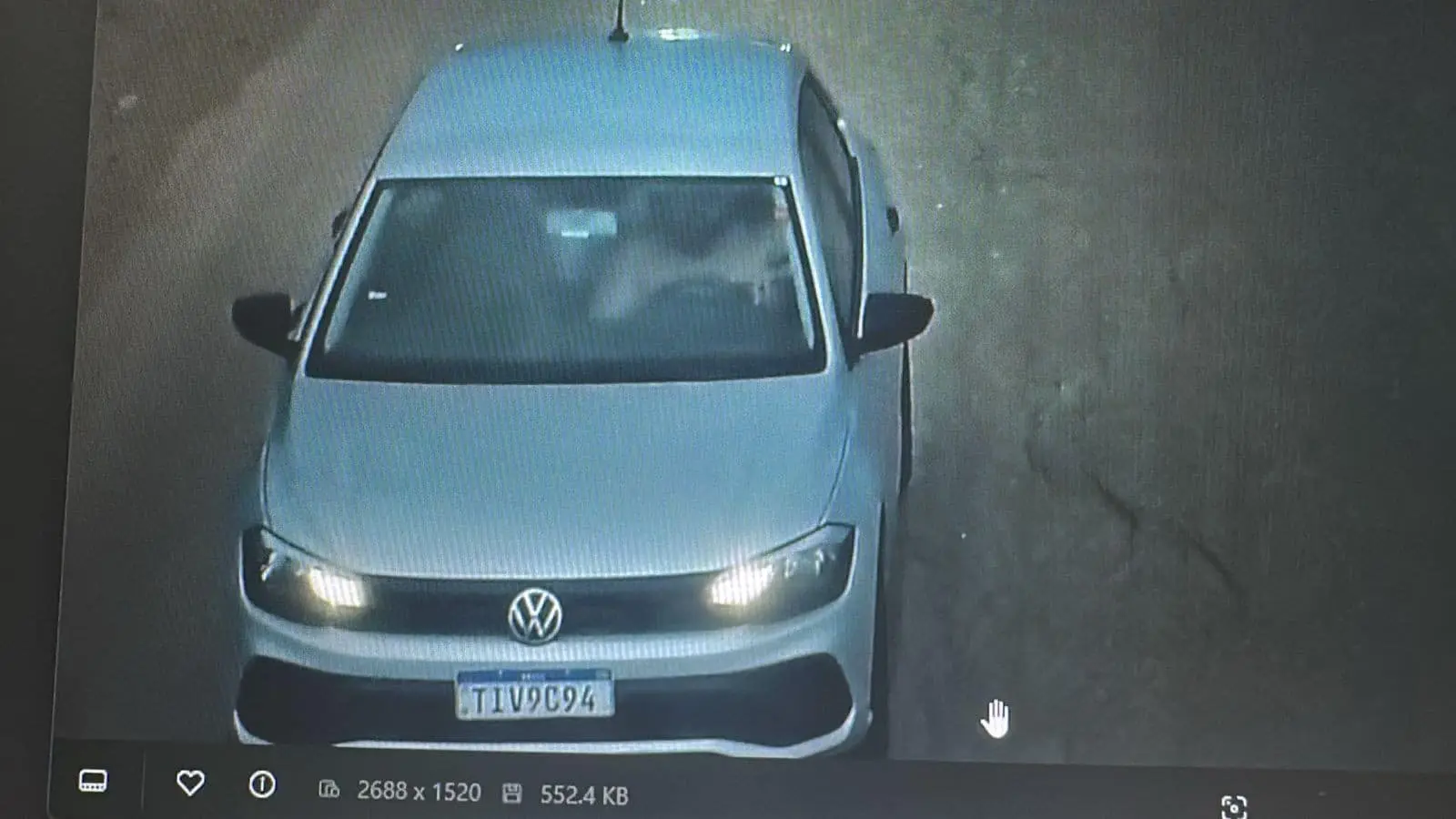 As imagens analisadas mostraram que o suspeito buscou os criminosos em um hotel de Boa Vista e poste