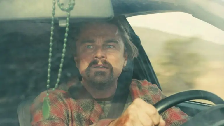 Conflito após conflito: sátira repleta de ação consagra Paul Thomas Anderson como ícone de uma geração