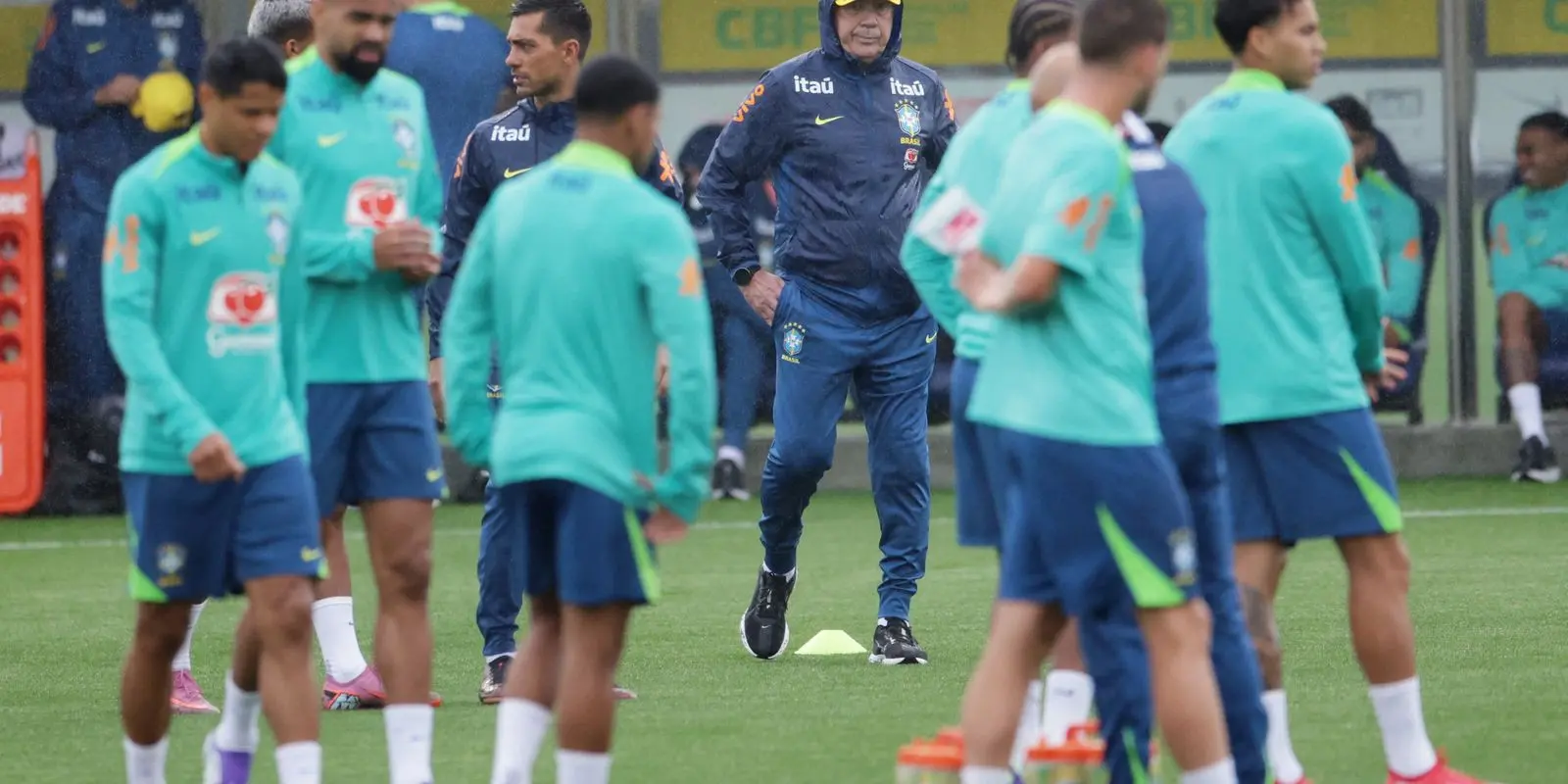 Eliminatórias: Brasil dá início aos treinos para a partida contra o Chile 1 Eliminatórias: Brasil inicia preparação para jogo contra o Chile