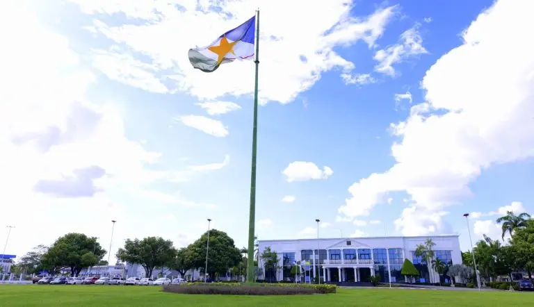 Fachada Palacio Senador Helio Campos Secom RR 2