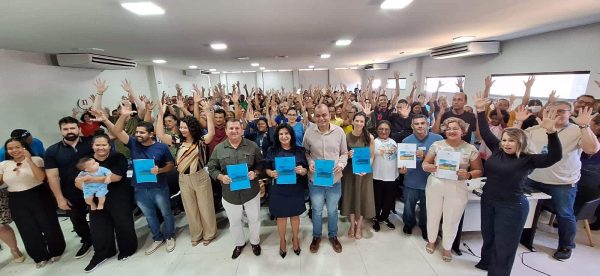 lancamento do guia regional em libras elkisandra goncalves ascom seed 4